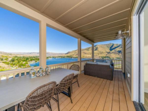Dock of the Bay #126, Chelan